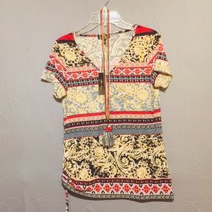 WOMENS VERY CUTE,STYLISH TOP